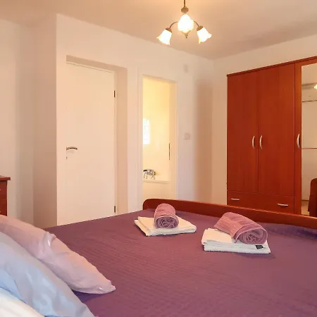 Semesterbostad Antica By Interhome
