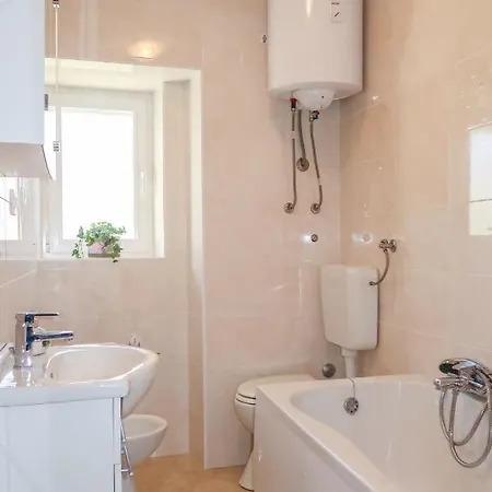 Antica By Interhome Punat