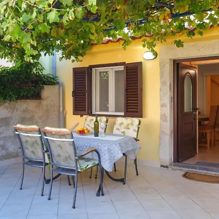 Vakantiehuis Antica By Interhome Punat